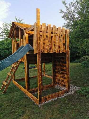 Dětský domeček Monkey´s Home Chatrč pirát Storm s houpačkami - zelené Dětský domeček Monkey´s Home Chatrč pirát Storm